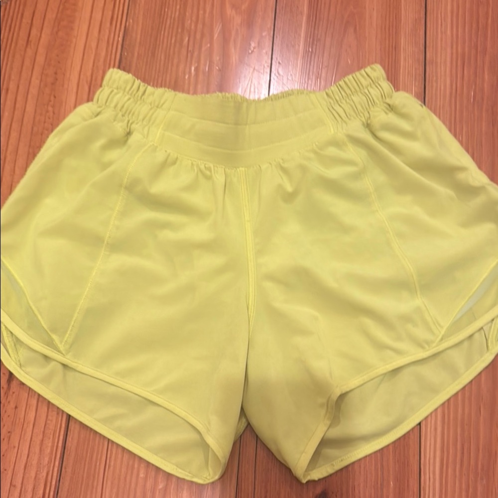 Lululemon Athletica Yellow Athletic Shorts Moisture-Wicking Design